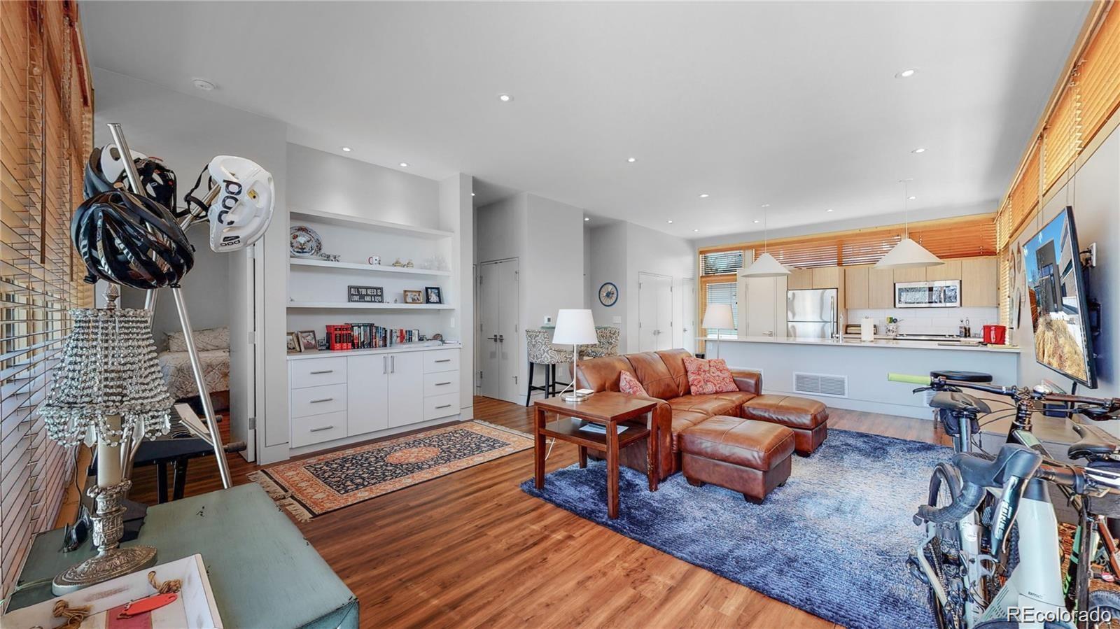 1636 Osceola Street Unit: 200