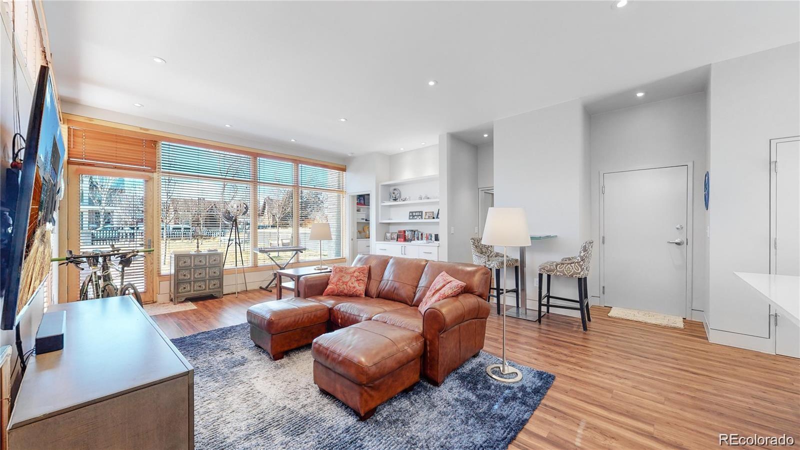 1636 Osceola Street Unit: 200