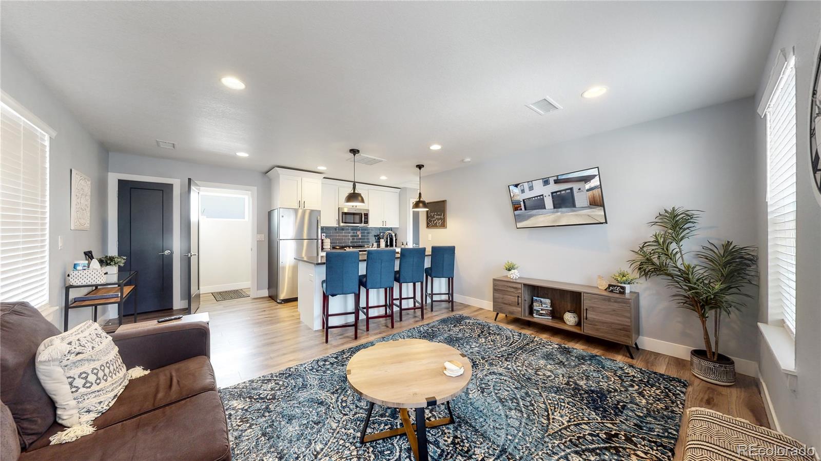 4457 Xavier Unit: 1/2