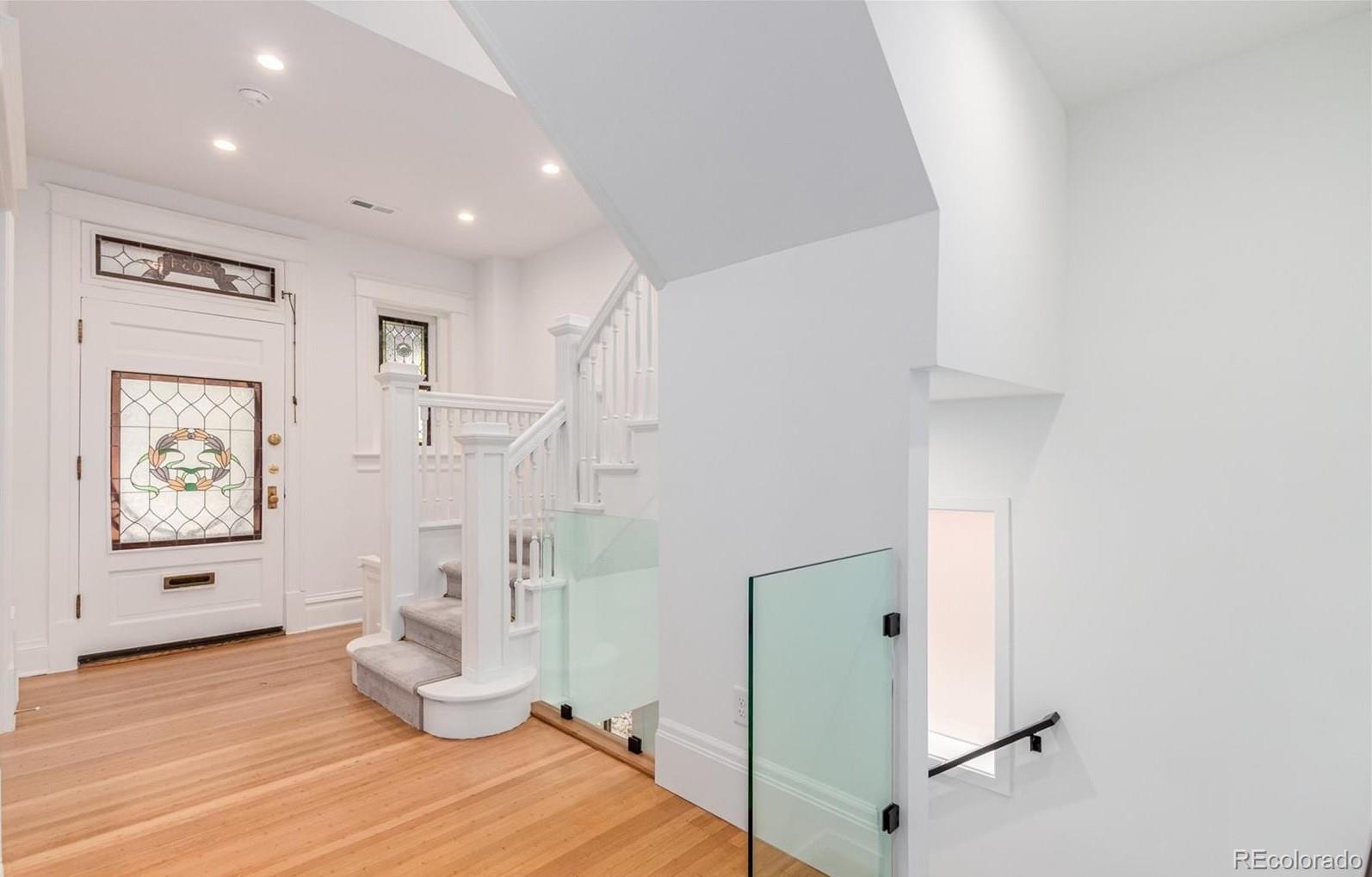 2054 N Emerson Street