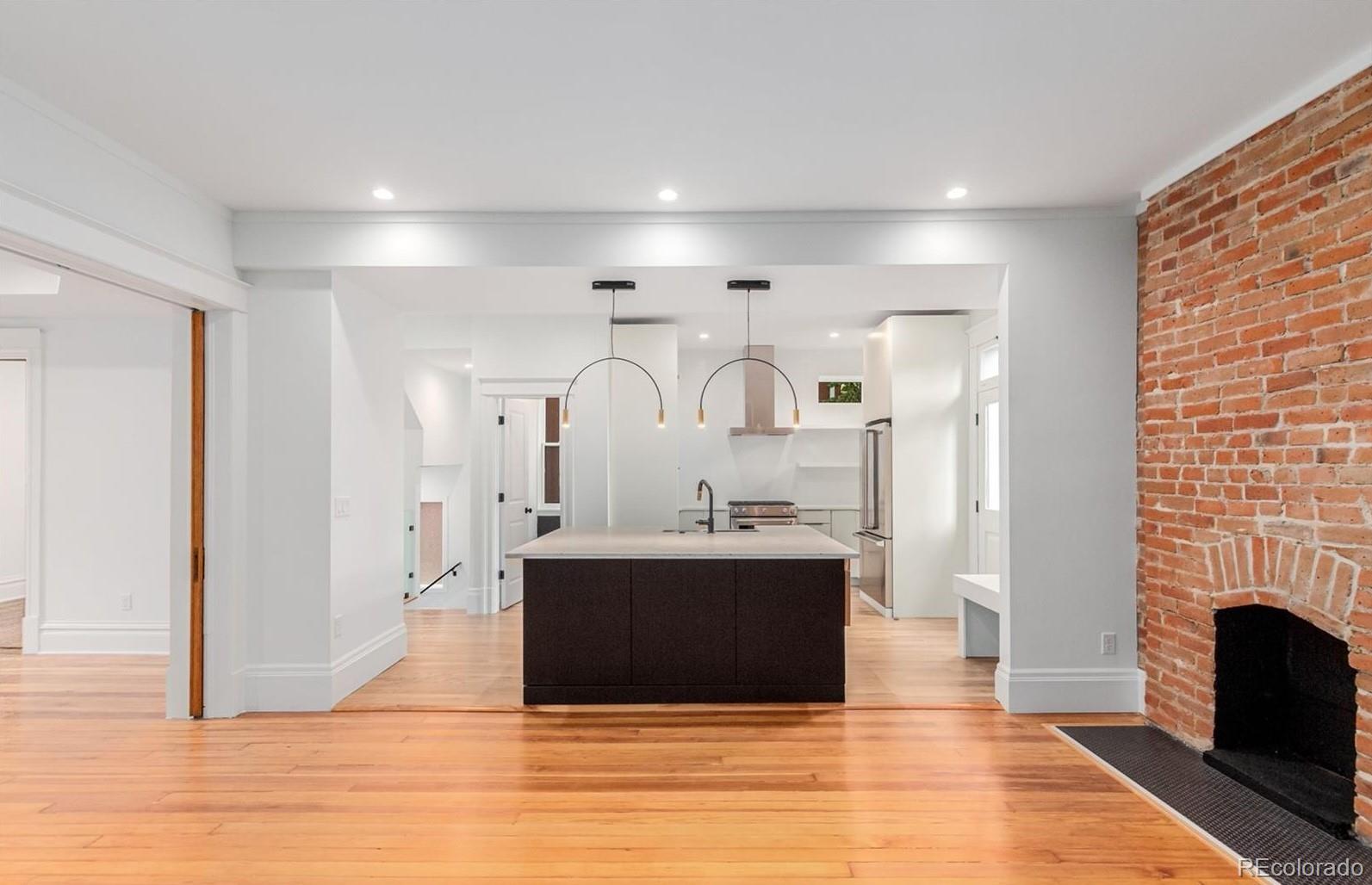 2054 N Emerson Street