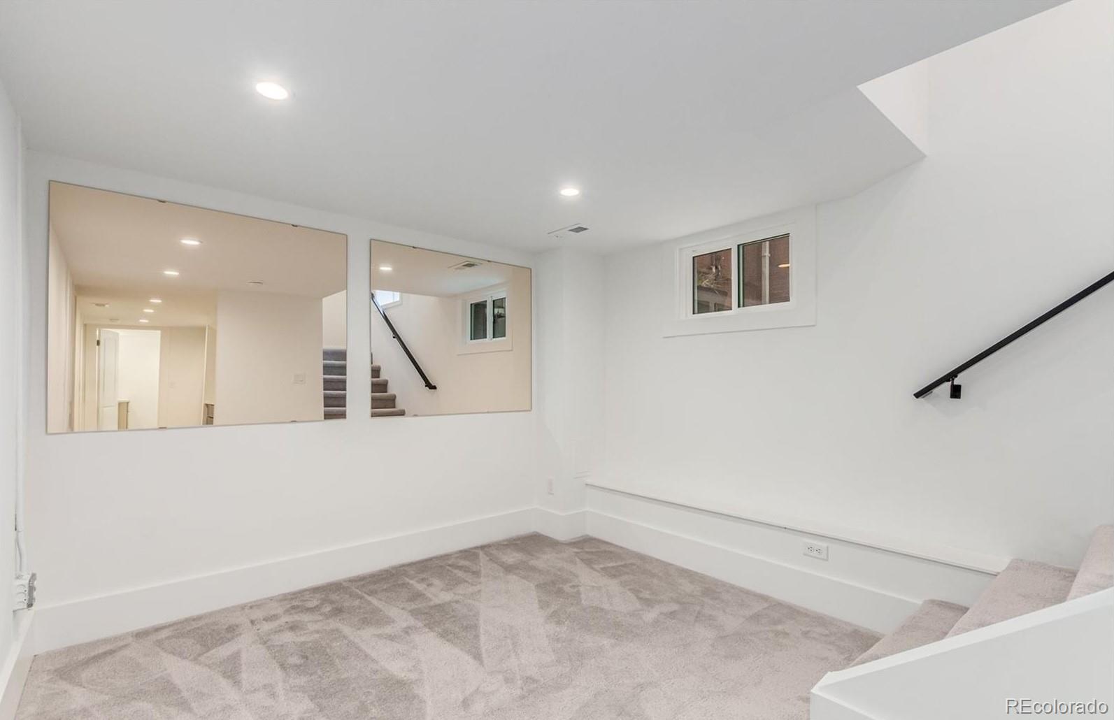 2054 N Emerson Street