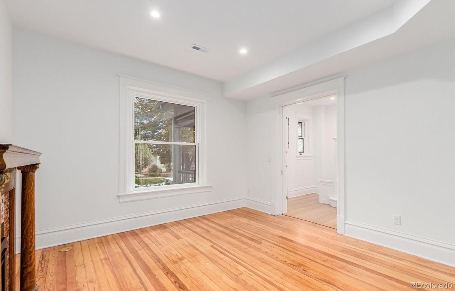 2054 N Emerson Street