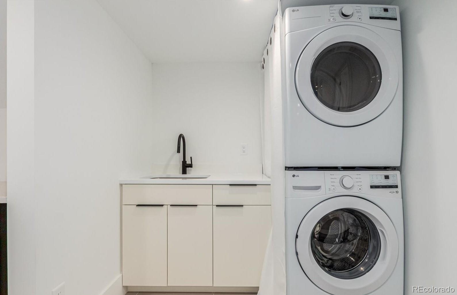 2054 N Emerson Street