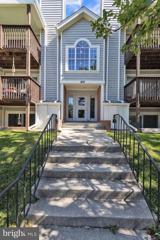 208 Water Fountain Ct #203