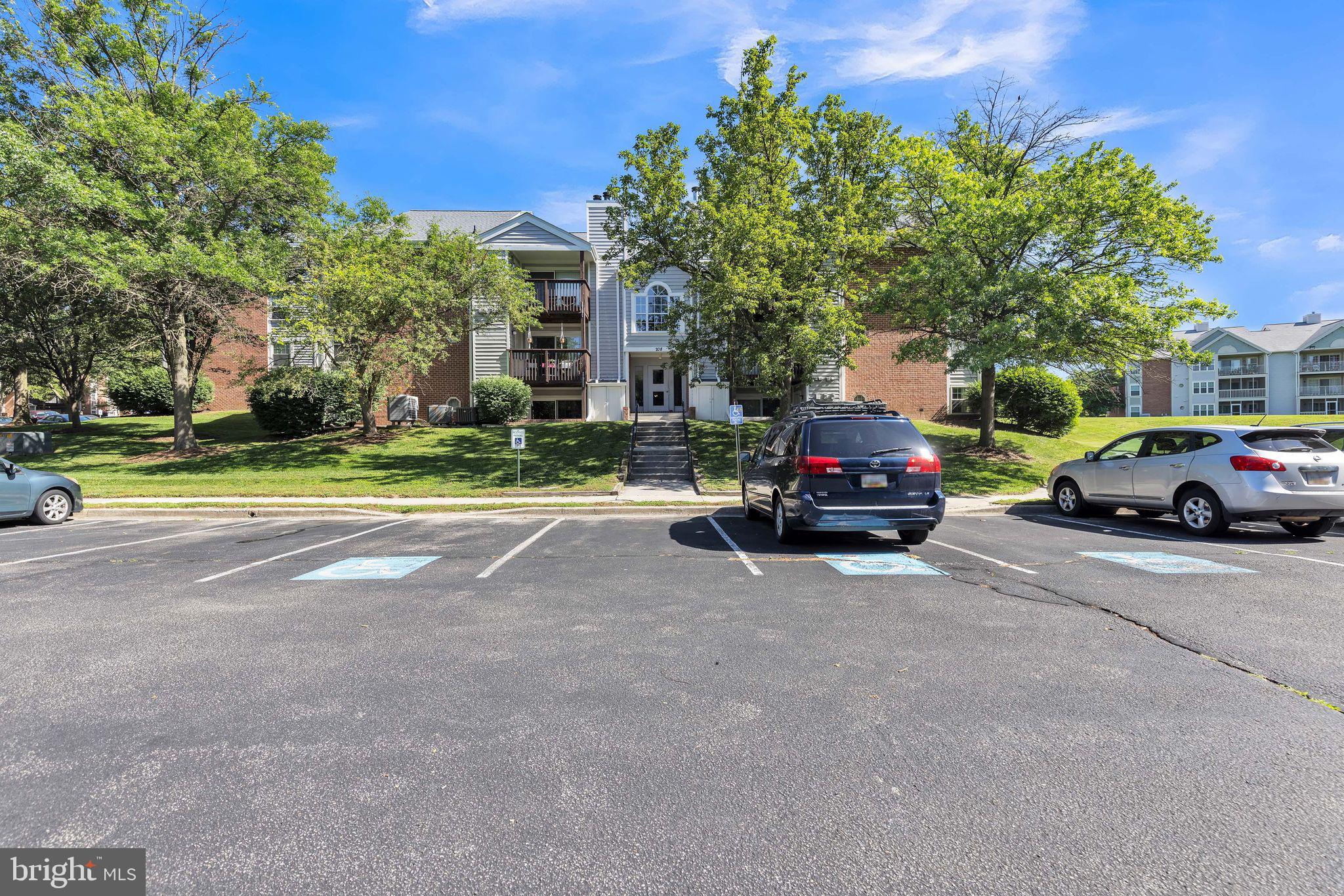 208 Water Fountain Ct #203