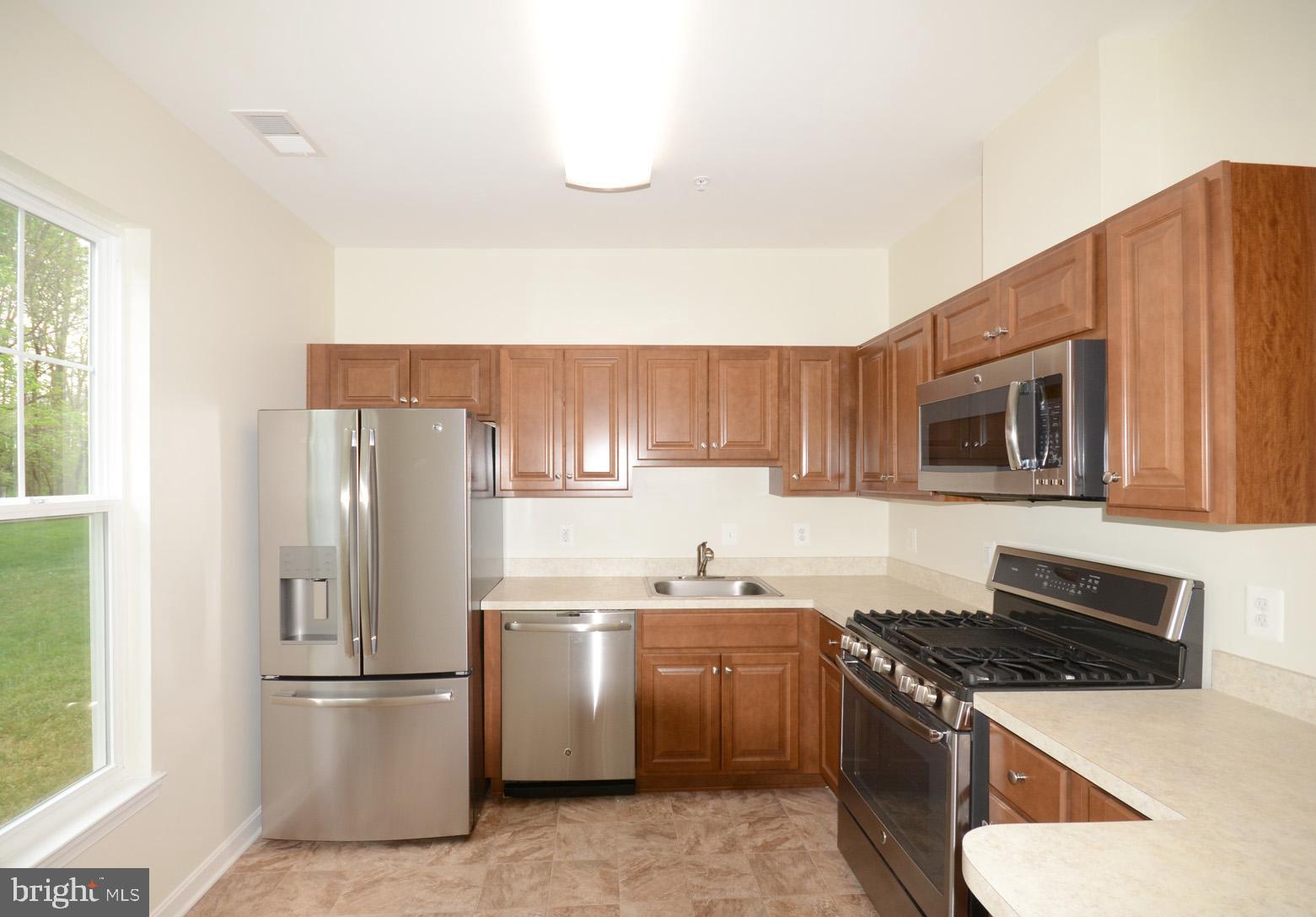 3527 PINEY WOODS PLACE H002