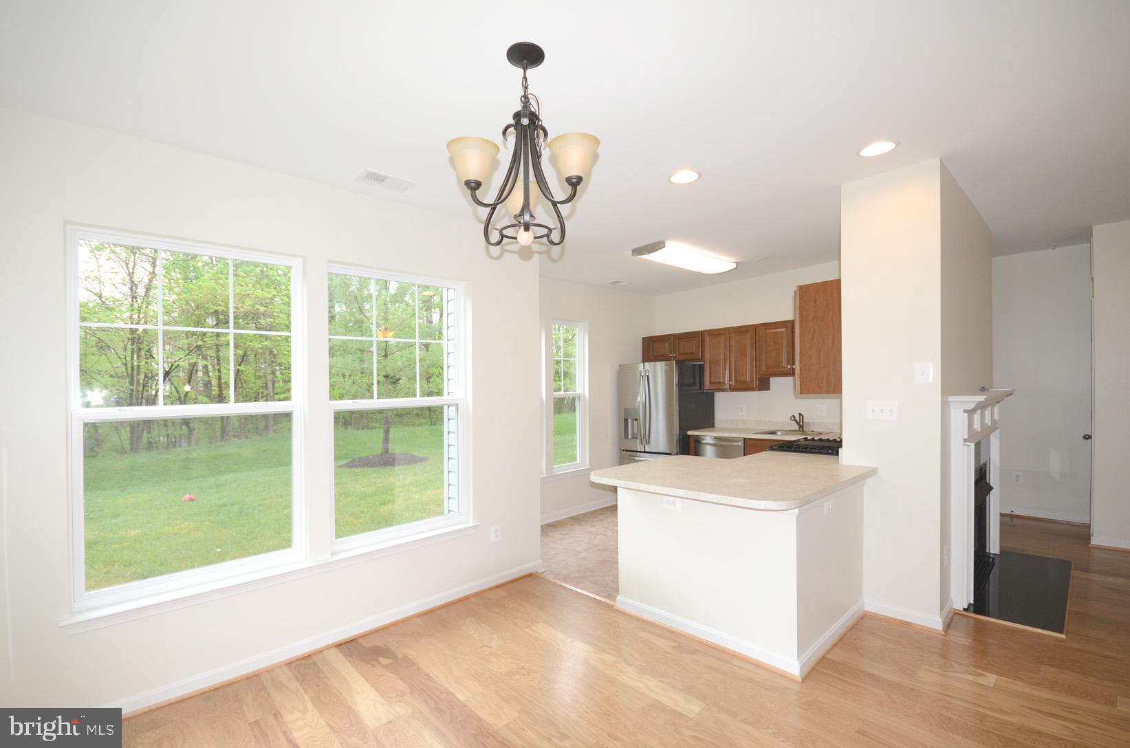 3527 PINEY WOODS PLACE H002