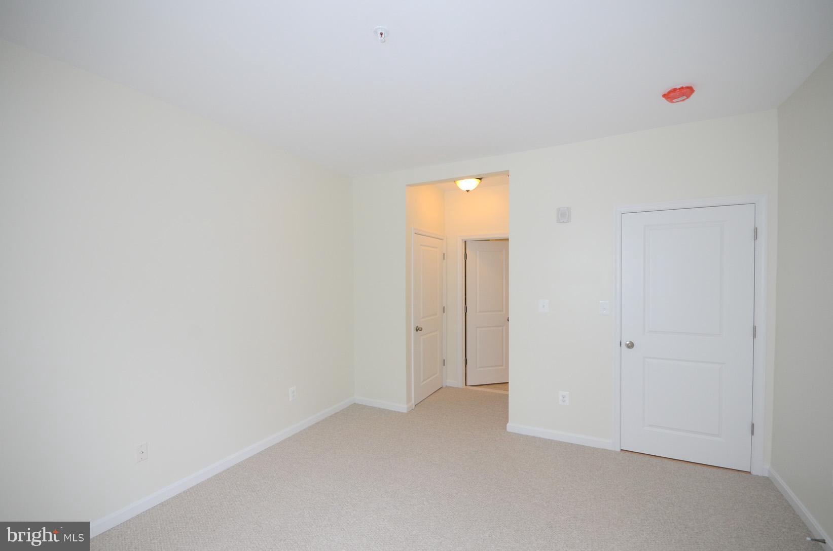 3527 PINEY WOODS PLACE H002