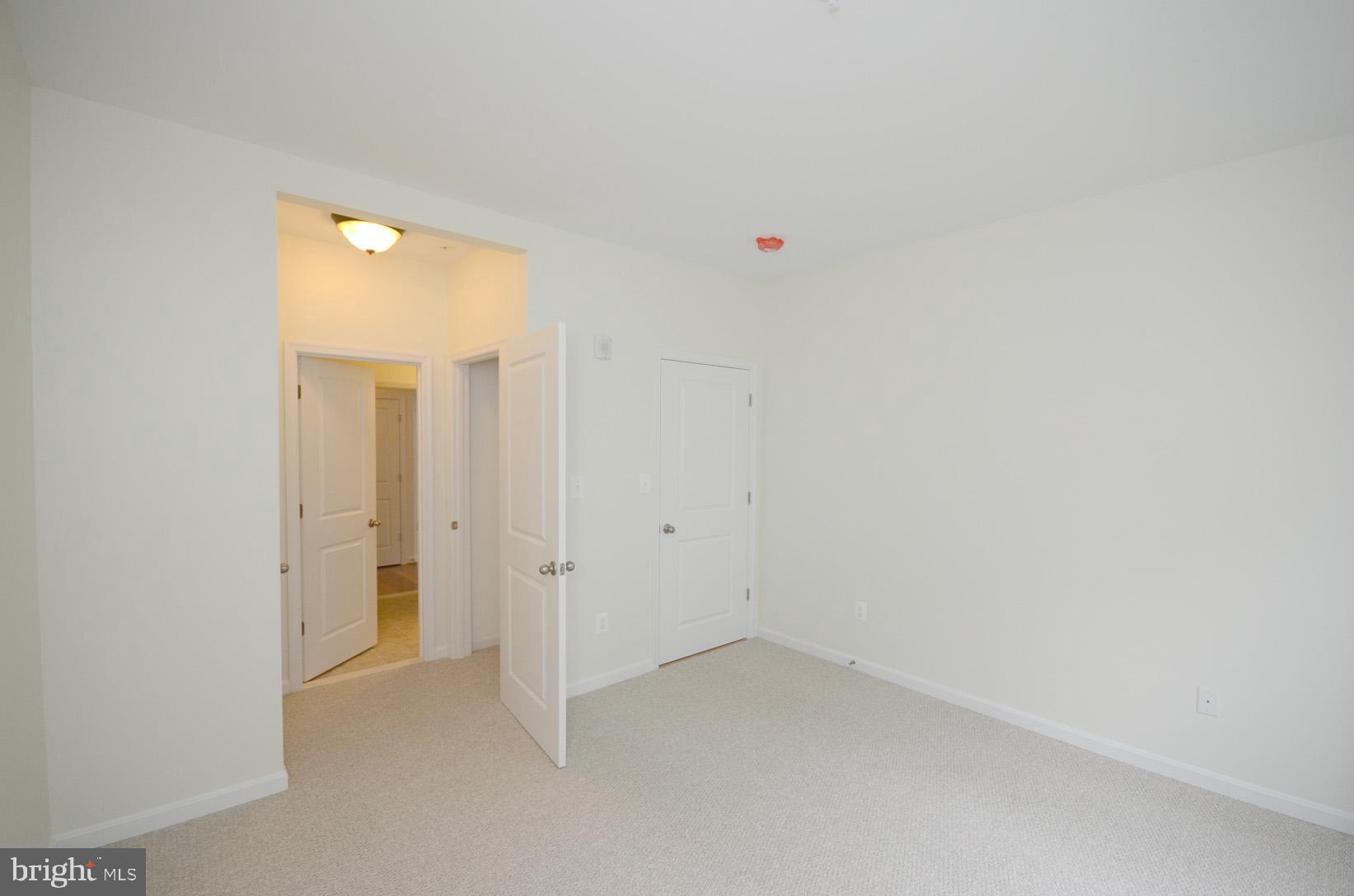 3527 PINEY WOODS PLACE H002