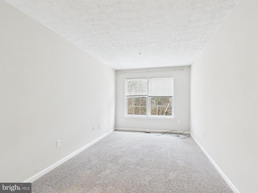 8067 BROOKSTONE COURT 100