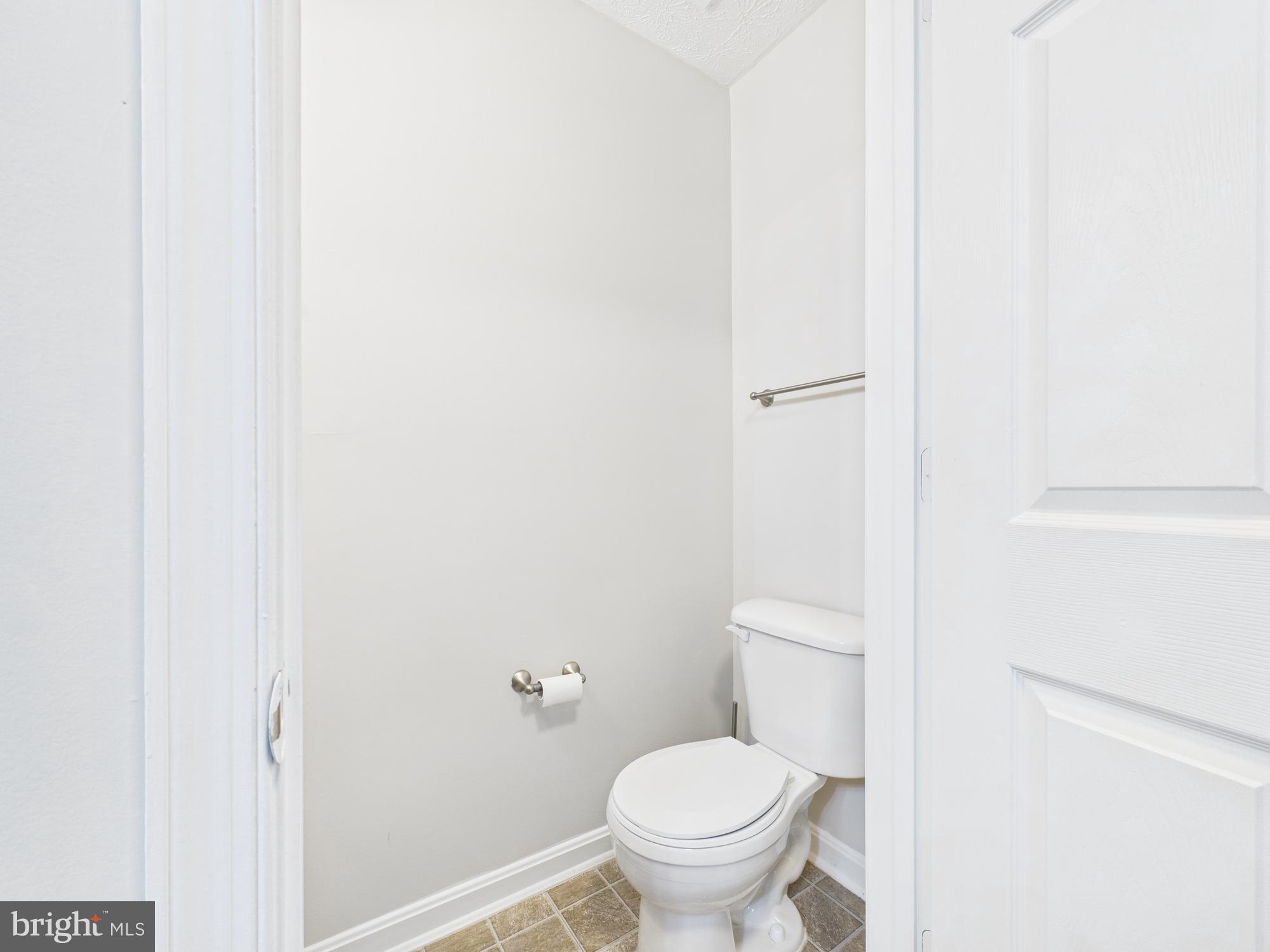 8067 BROOKSTONE COURT 100