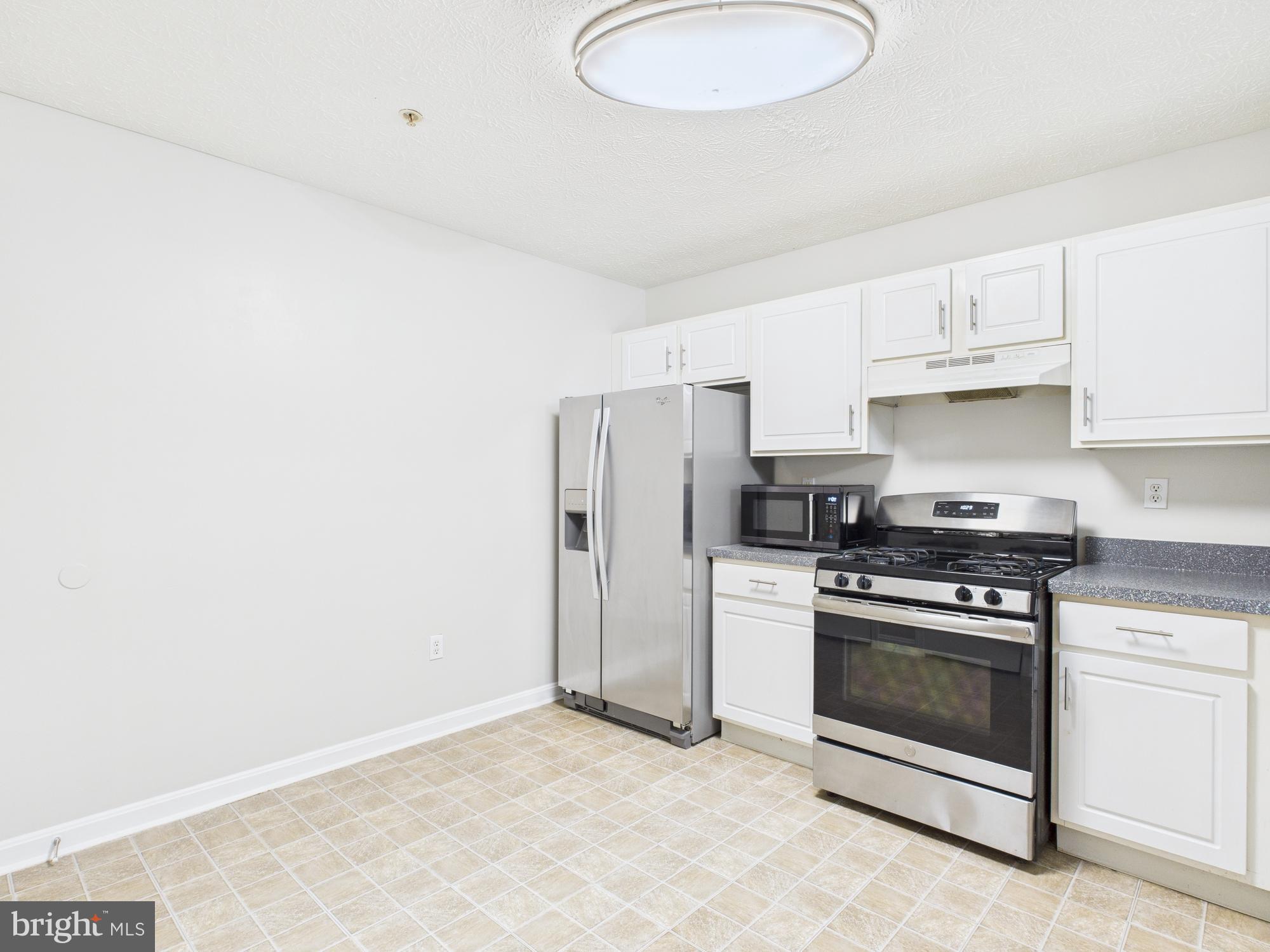 8067 BROOKSTONE COURT 100