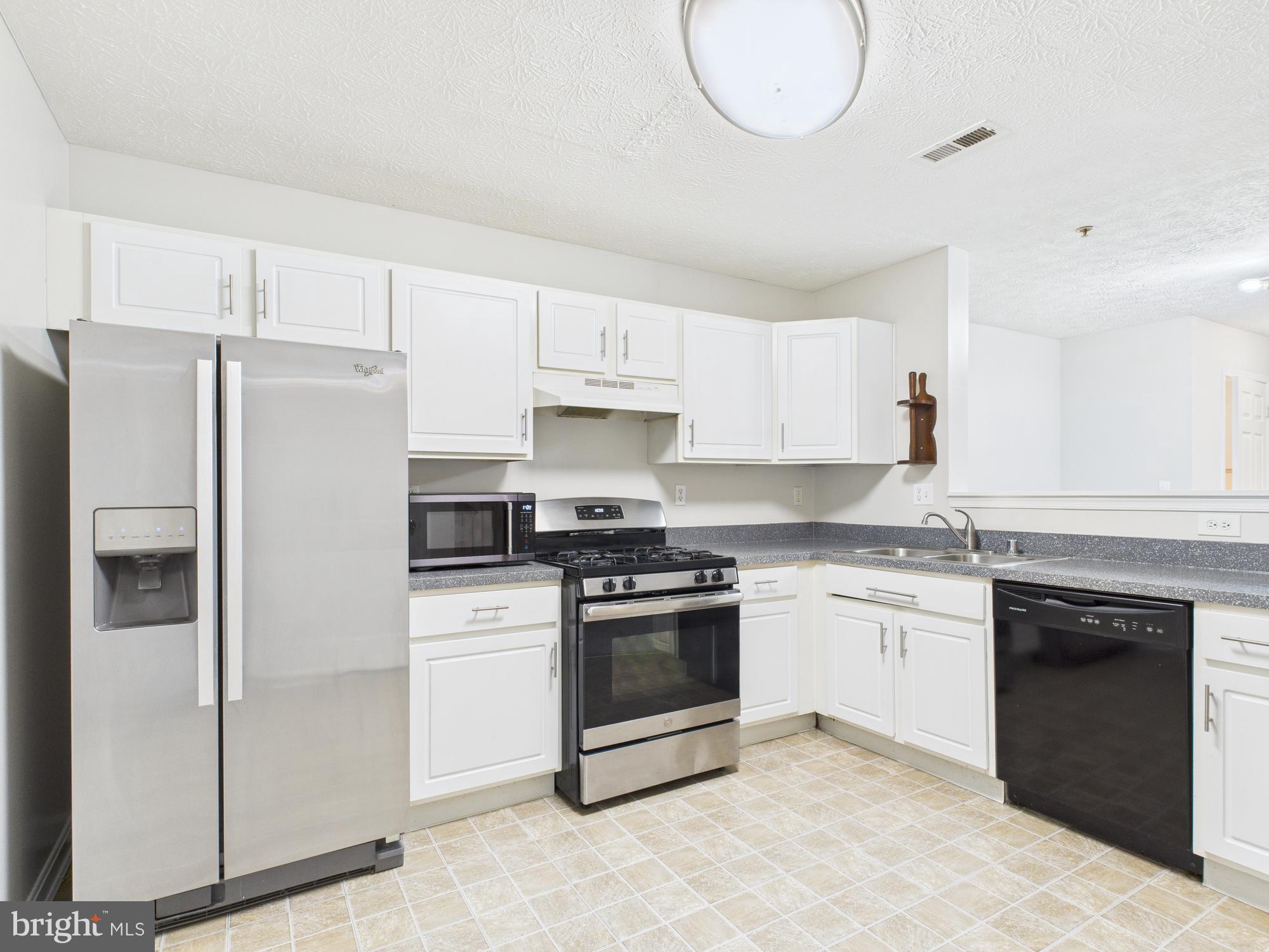 8067 BROOKSTONE COURT 100