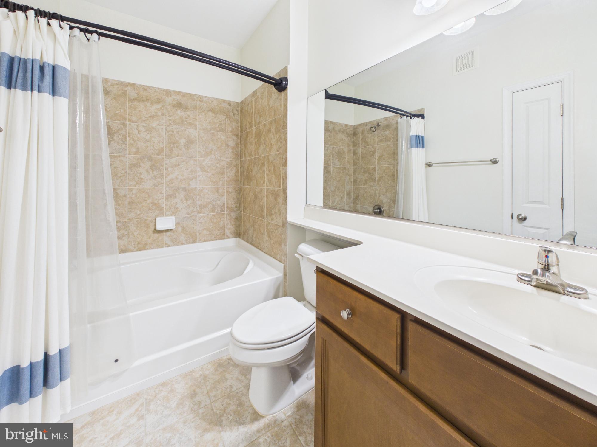 3527 PINEY WOODS PLACE H002