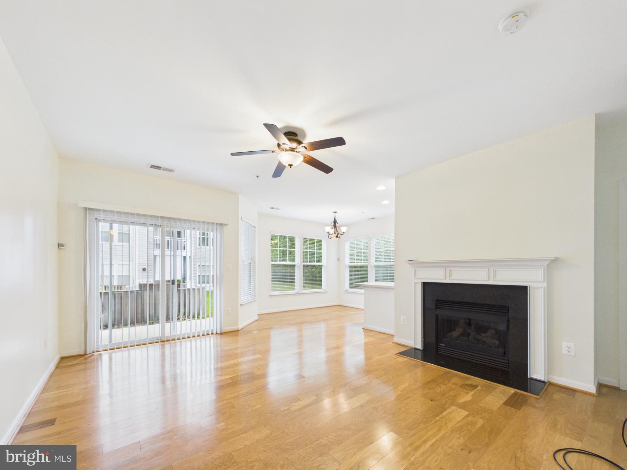 3527 PINEY WOODS PLACE H002