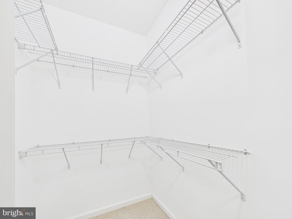 3527 PINEY WOODS PLACE H002