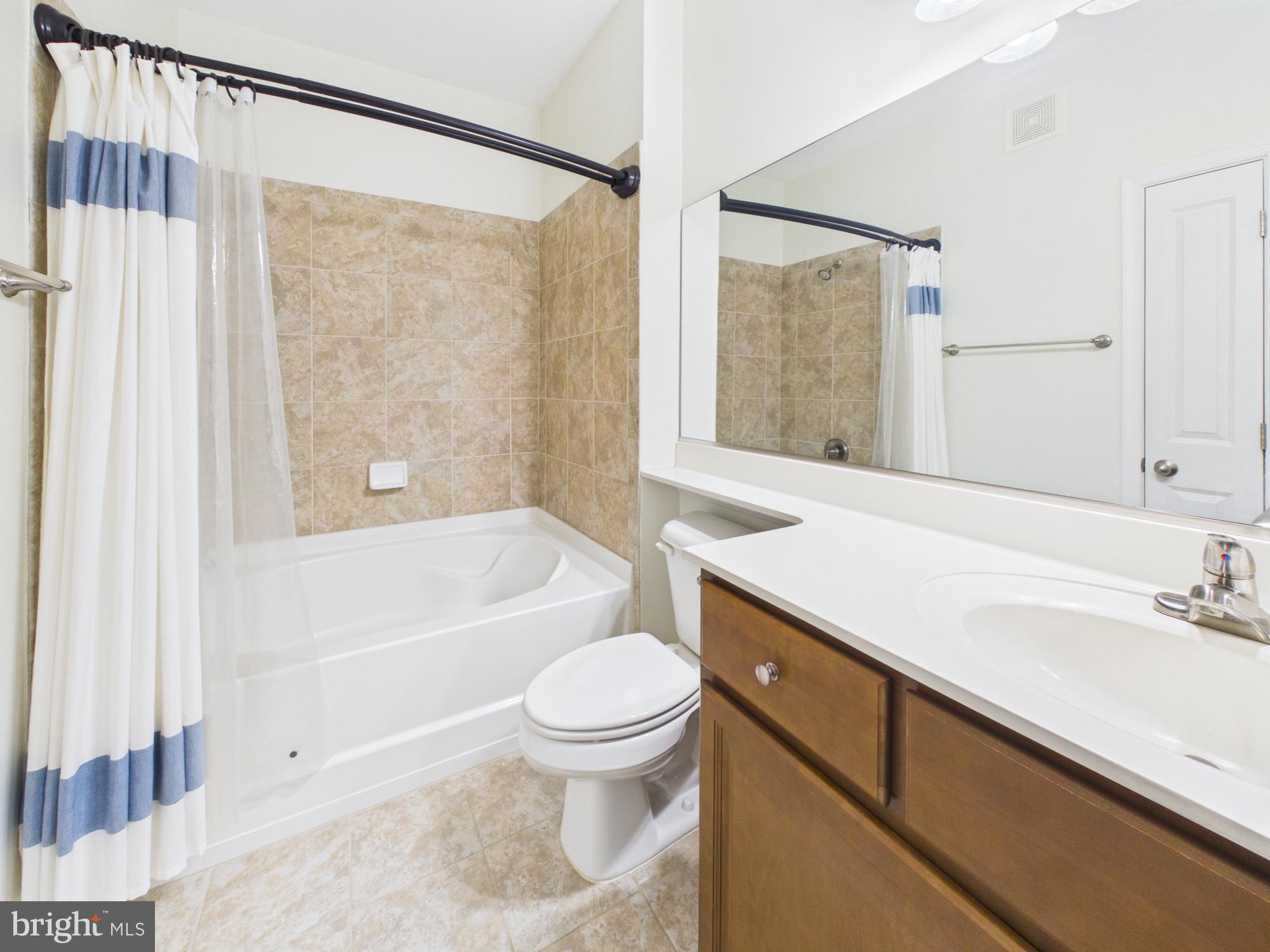 3527 PINEY WOODS PLACE H002