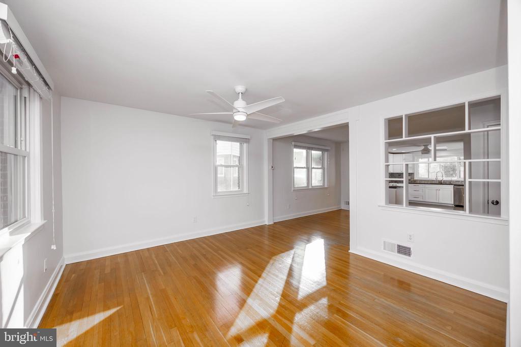 6010 Eastern Pkwy