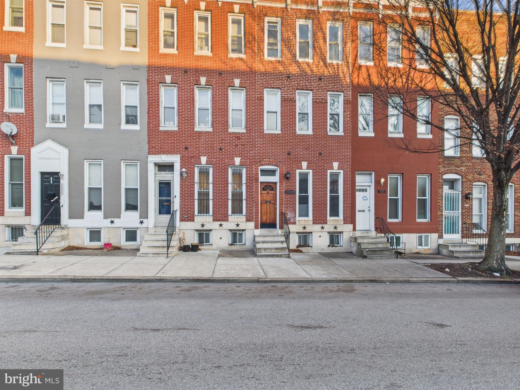 1023 N FULTON AVENUE