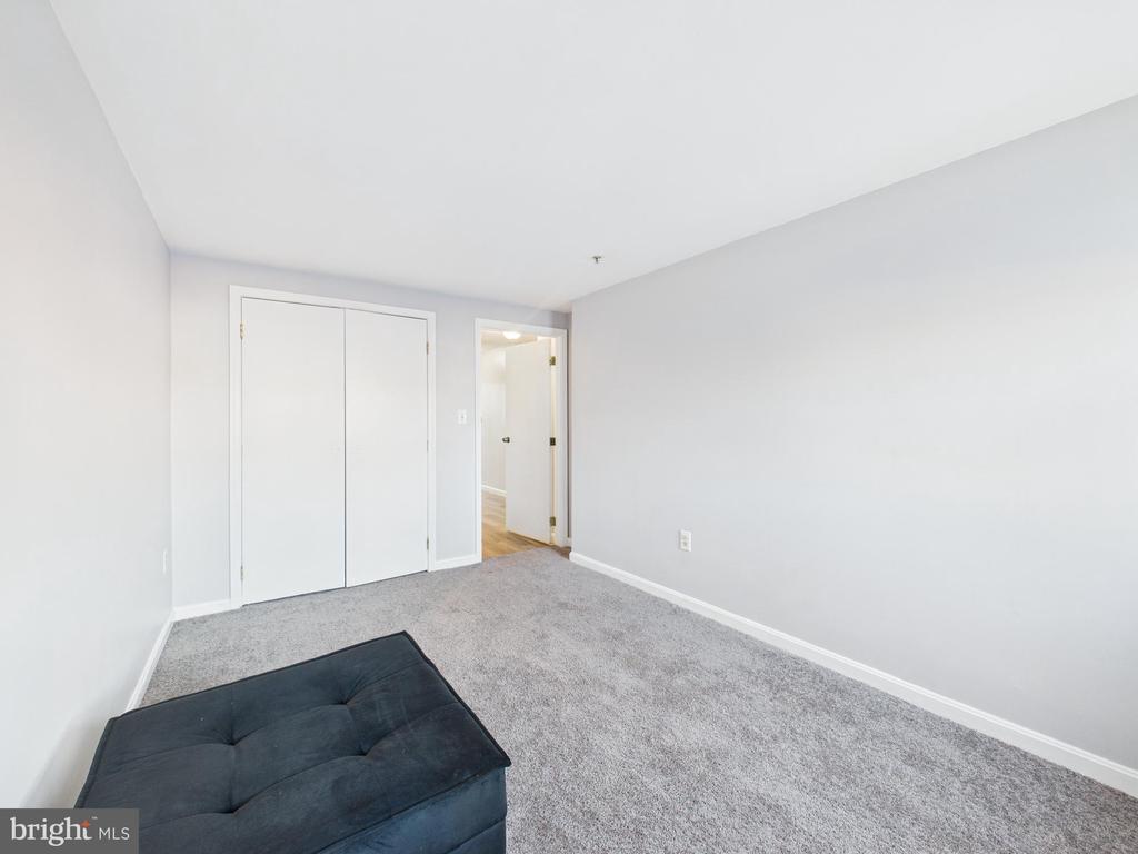 1023 N FULTON AVENUE