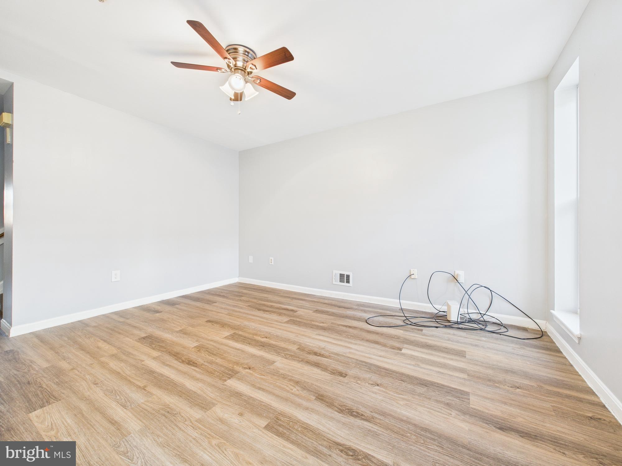 1023 N FULTON AVENUE