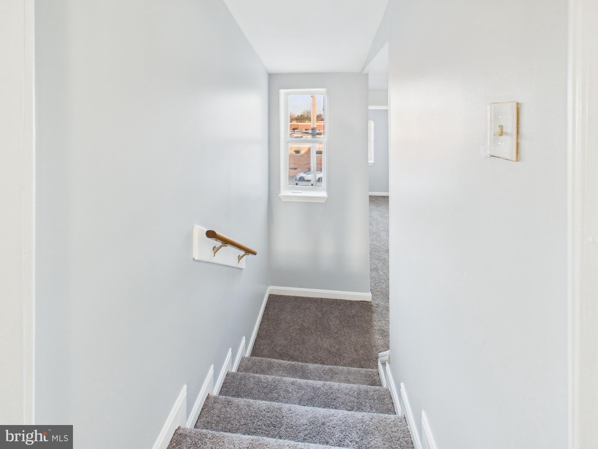 1023 N FULTON AVENUE