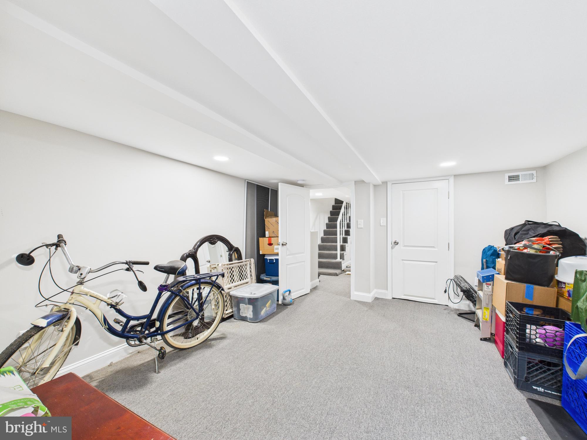 1526 N PATTERSON PARK AVENUE