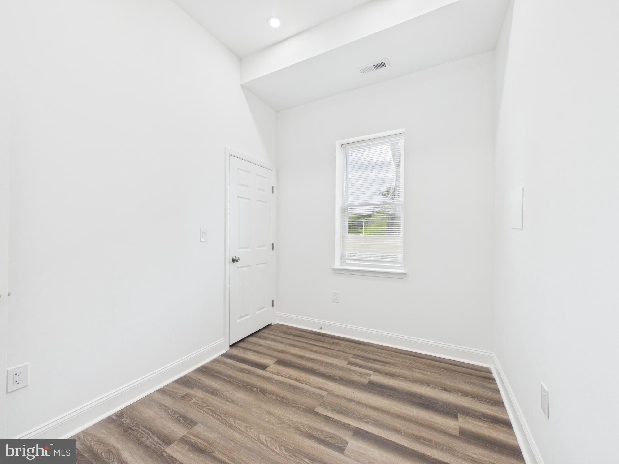 1315 HARLEM AVENUE B