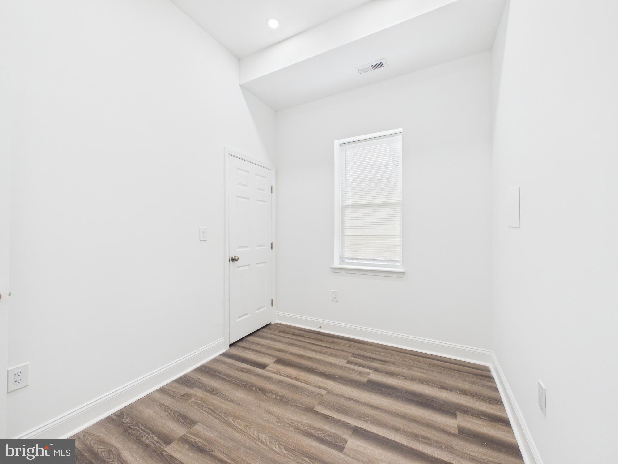 1315 HARLEM AVENUE B