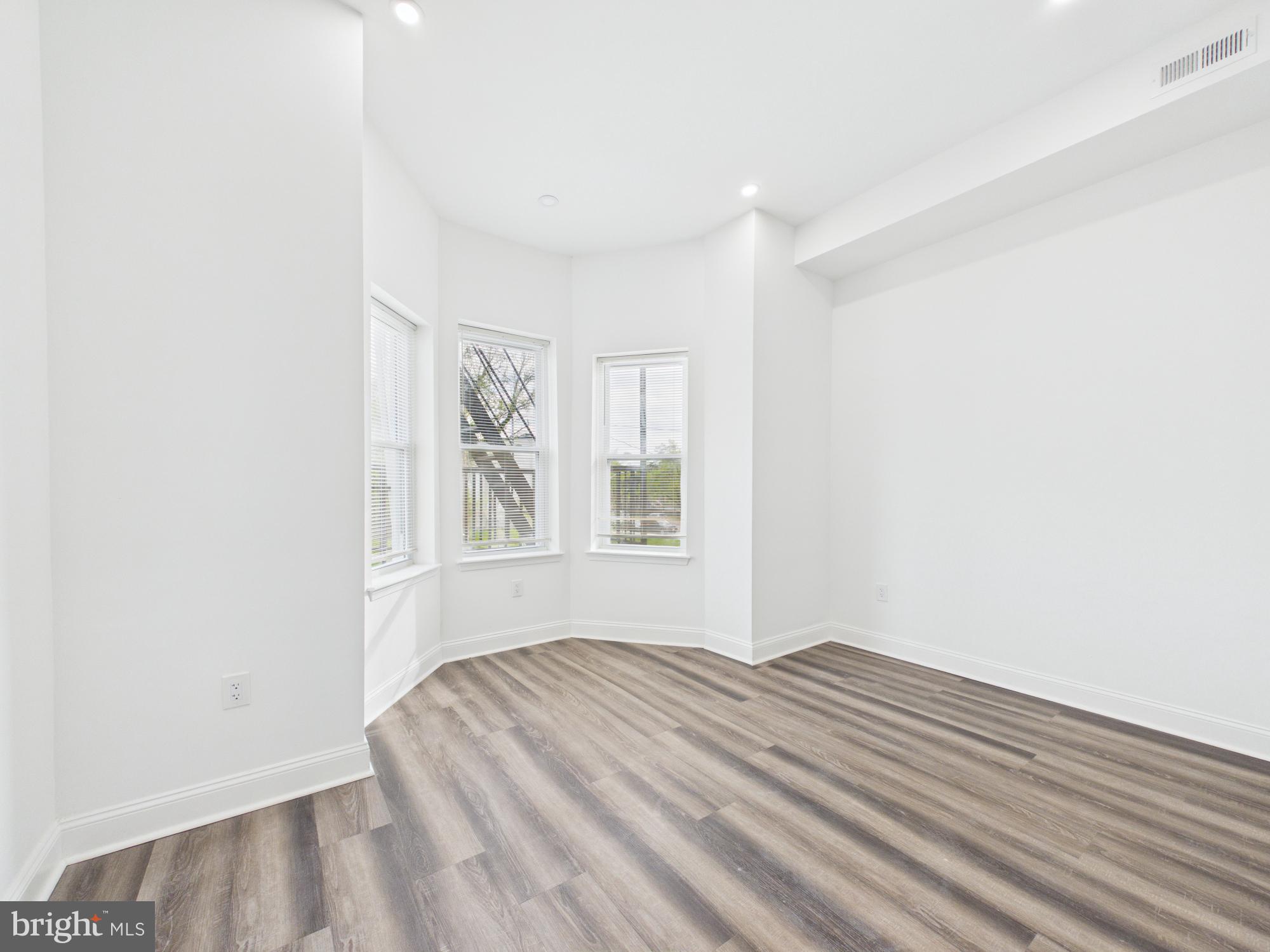 1315 HARLEM AVENUE B