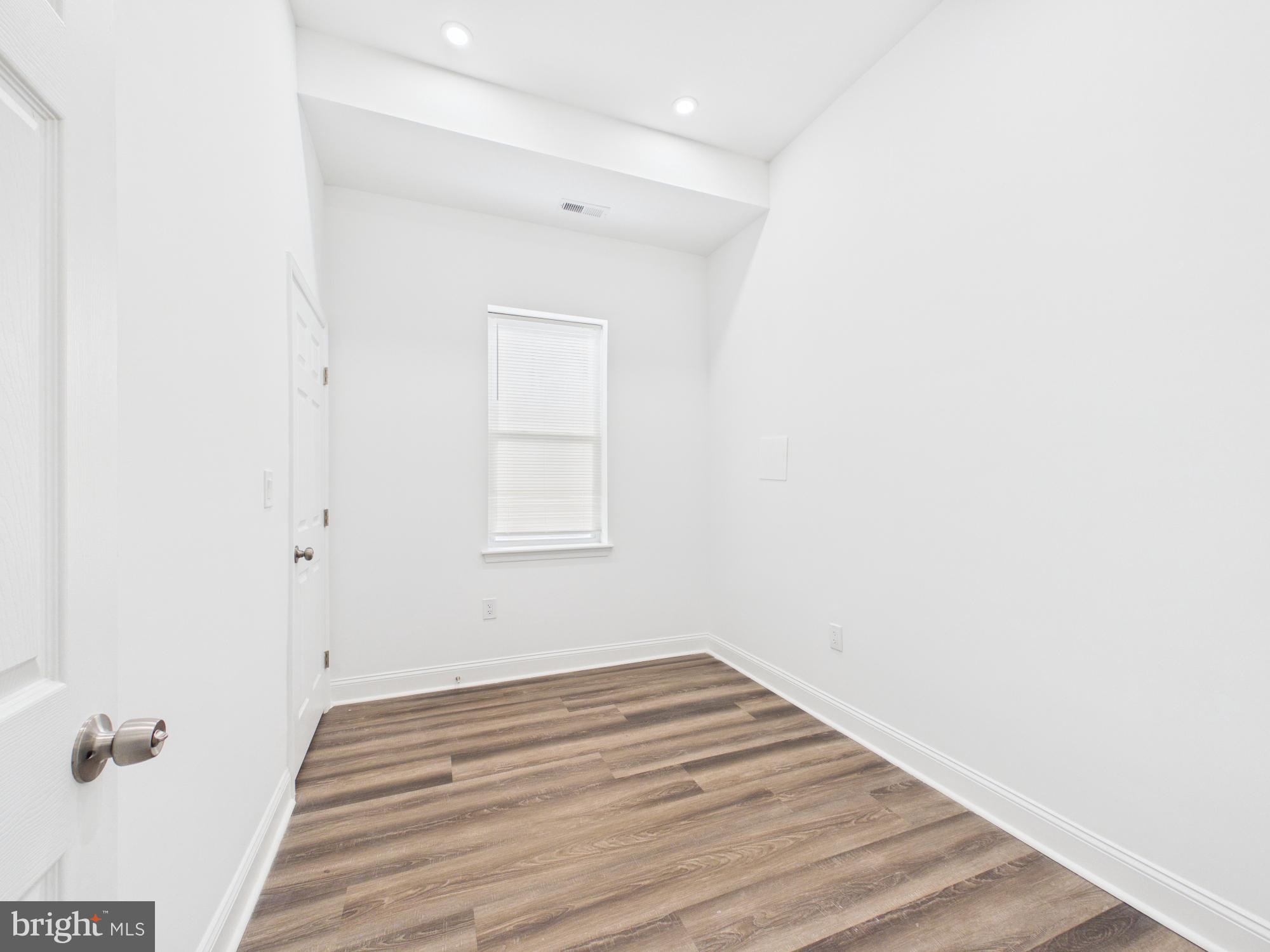 1315 HARLEM AVENUE B