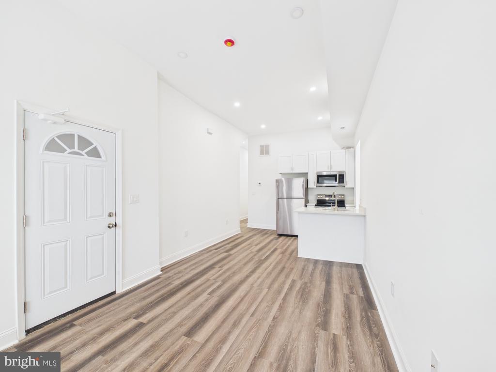 1315 HARLEM AVENUE B