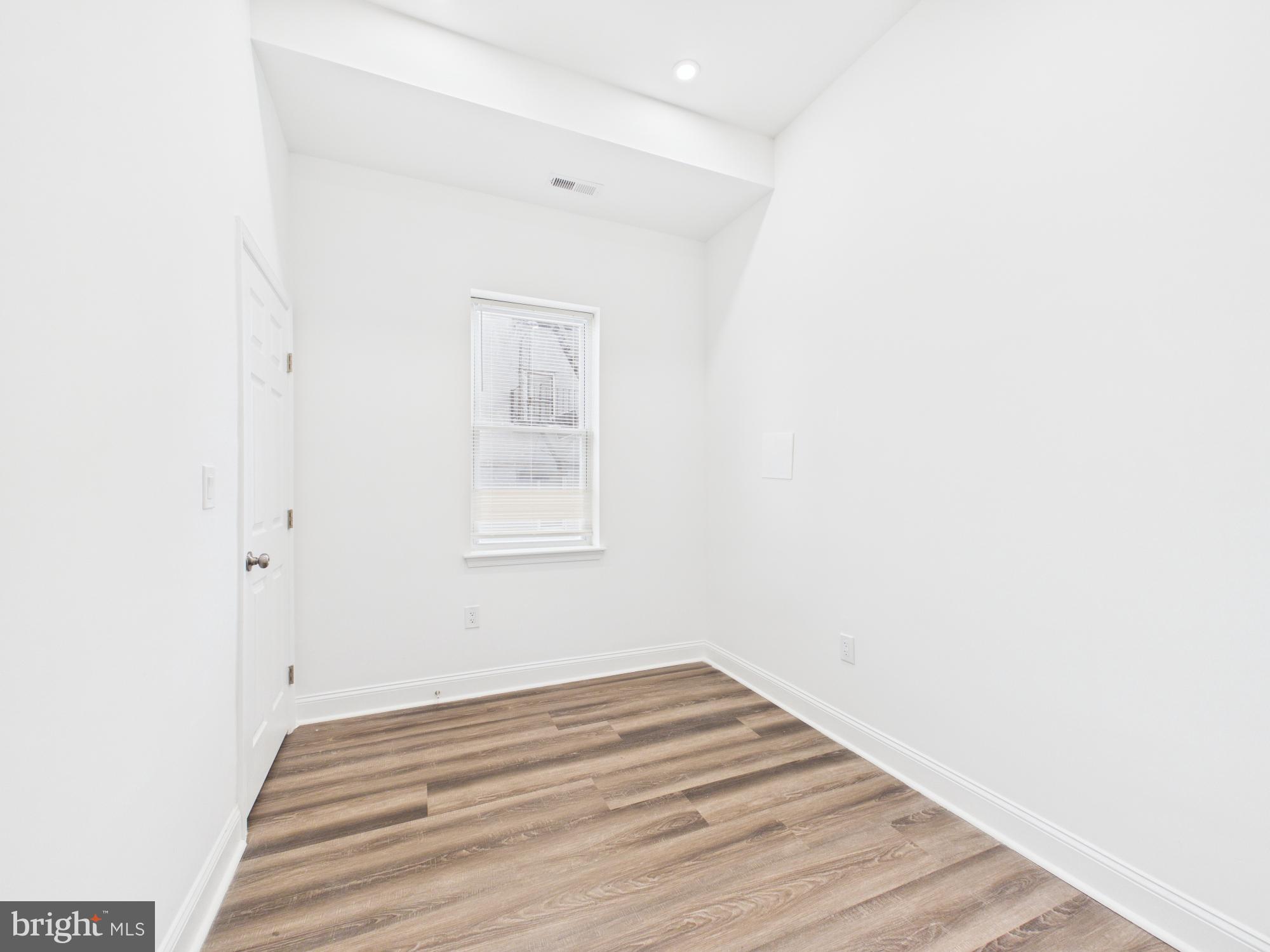 1315 HARLEM AVENUE B