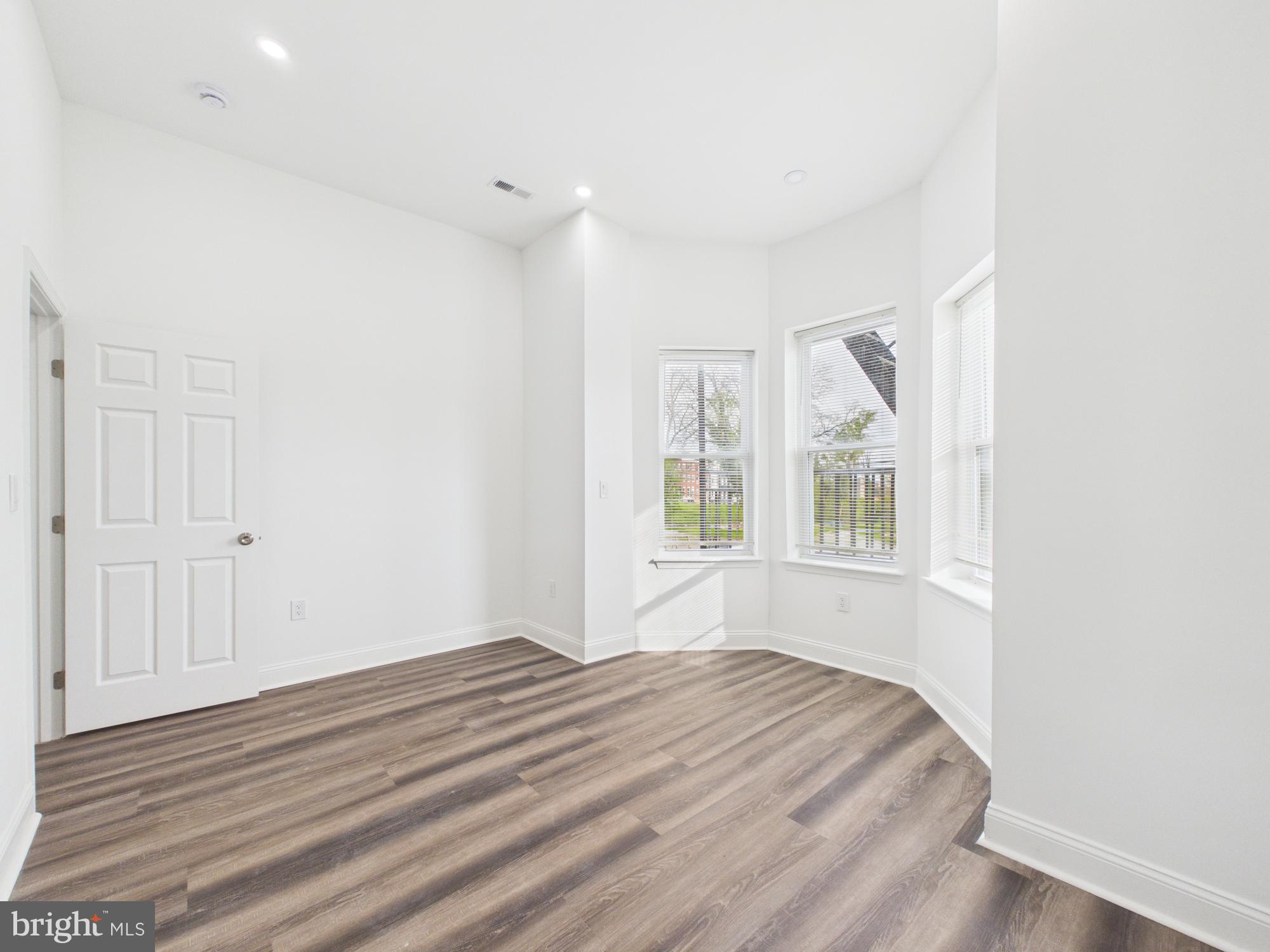 1315 HARLEM AVENUE B