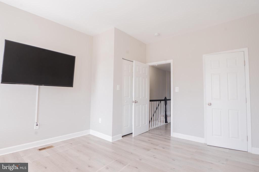 311 S PULASKI STREET