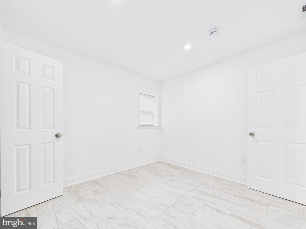 1315 HARLEM AVENUE Unit: A