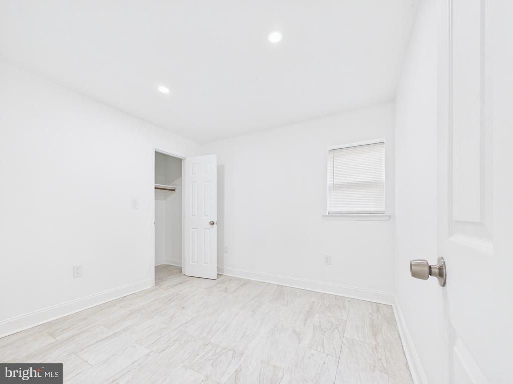 1315 HARLEM AVENUE Unit: A