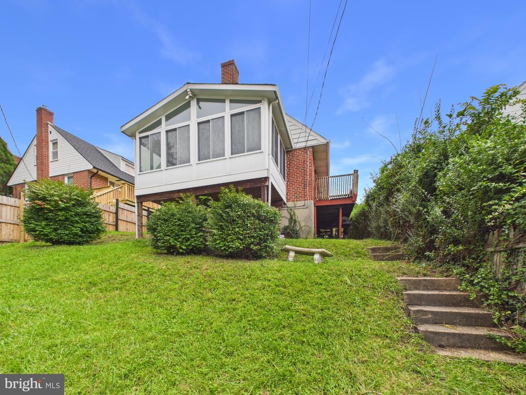 4579 DERBY MANOR DRIVE