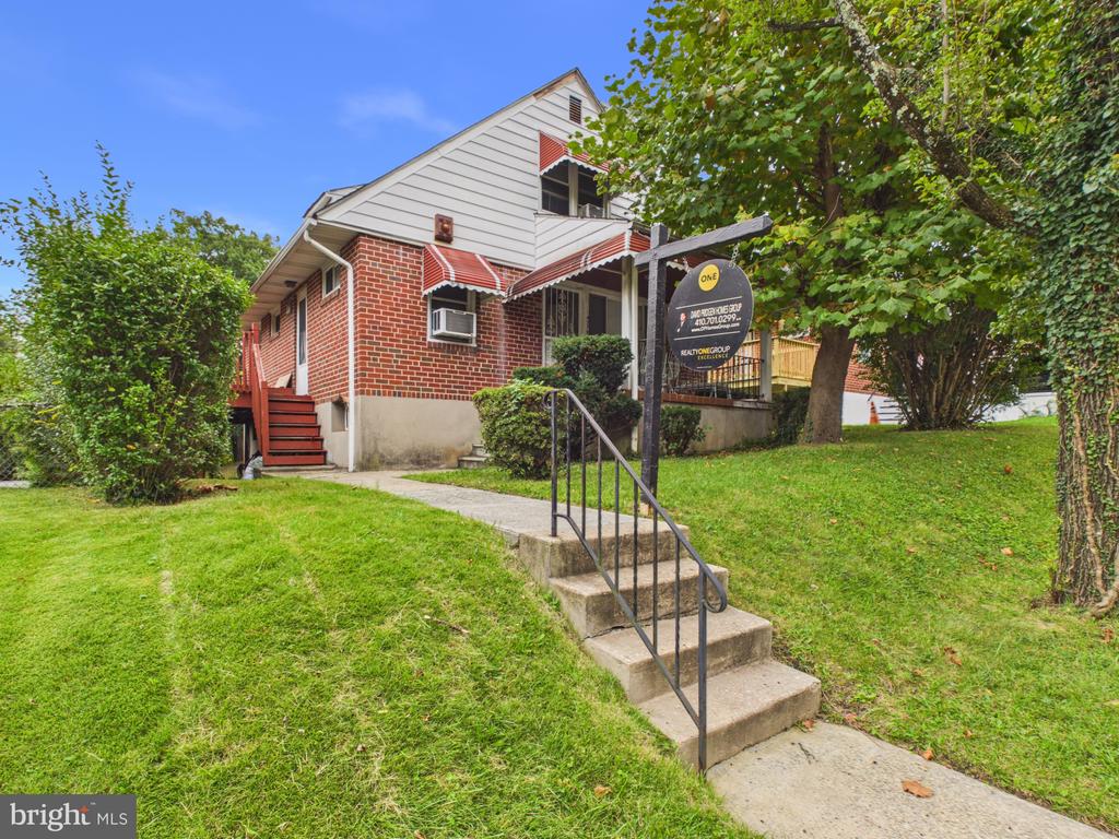 4579 DERBY MANOR DRIVE