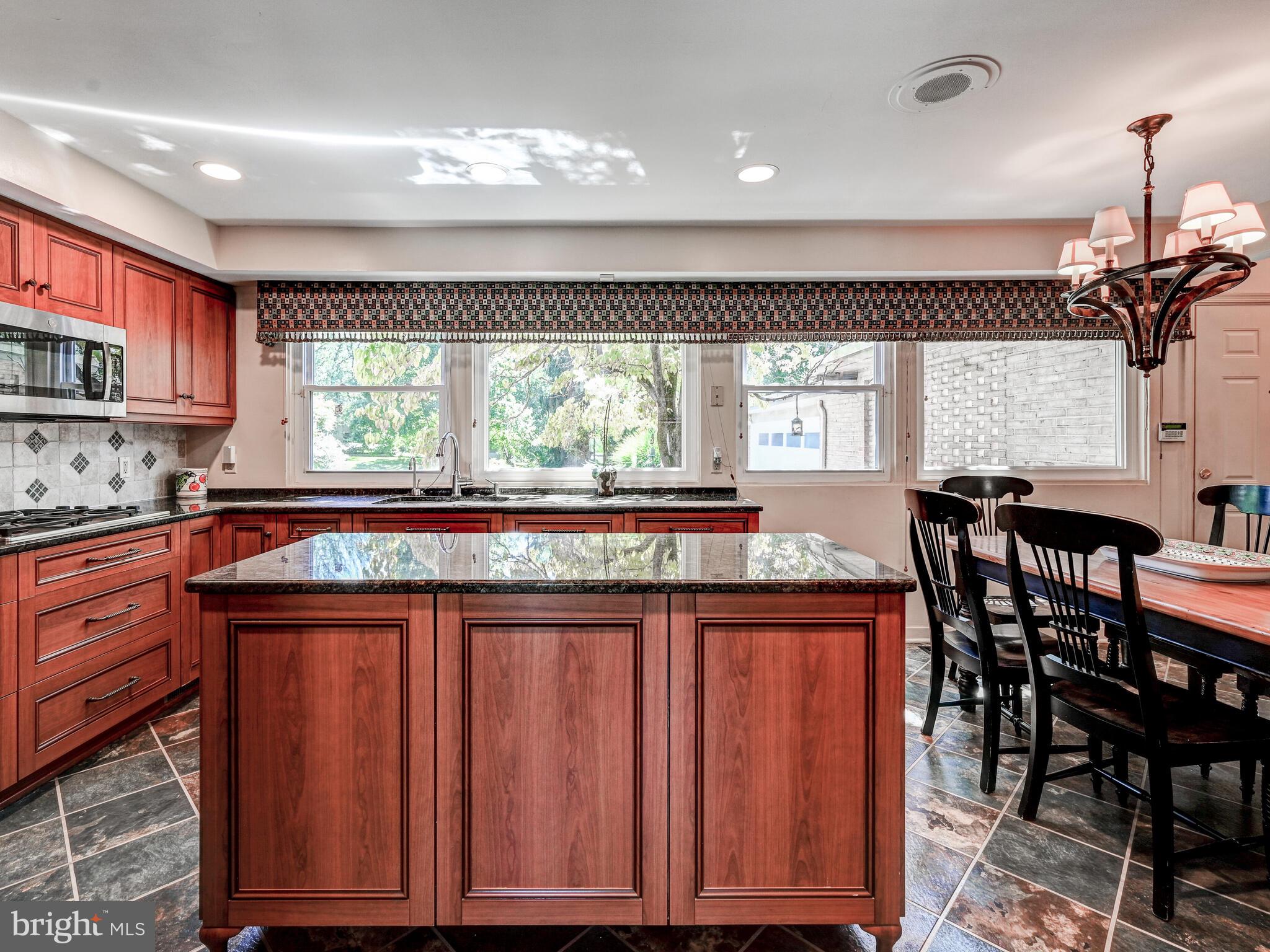 3604 Woodvalley DRIVE