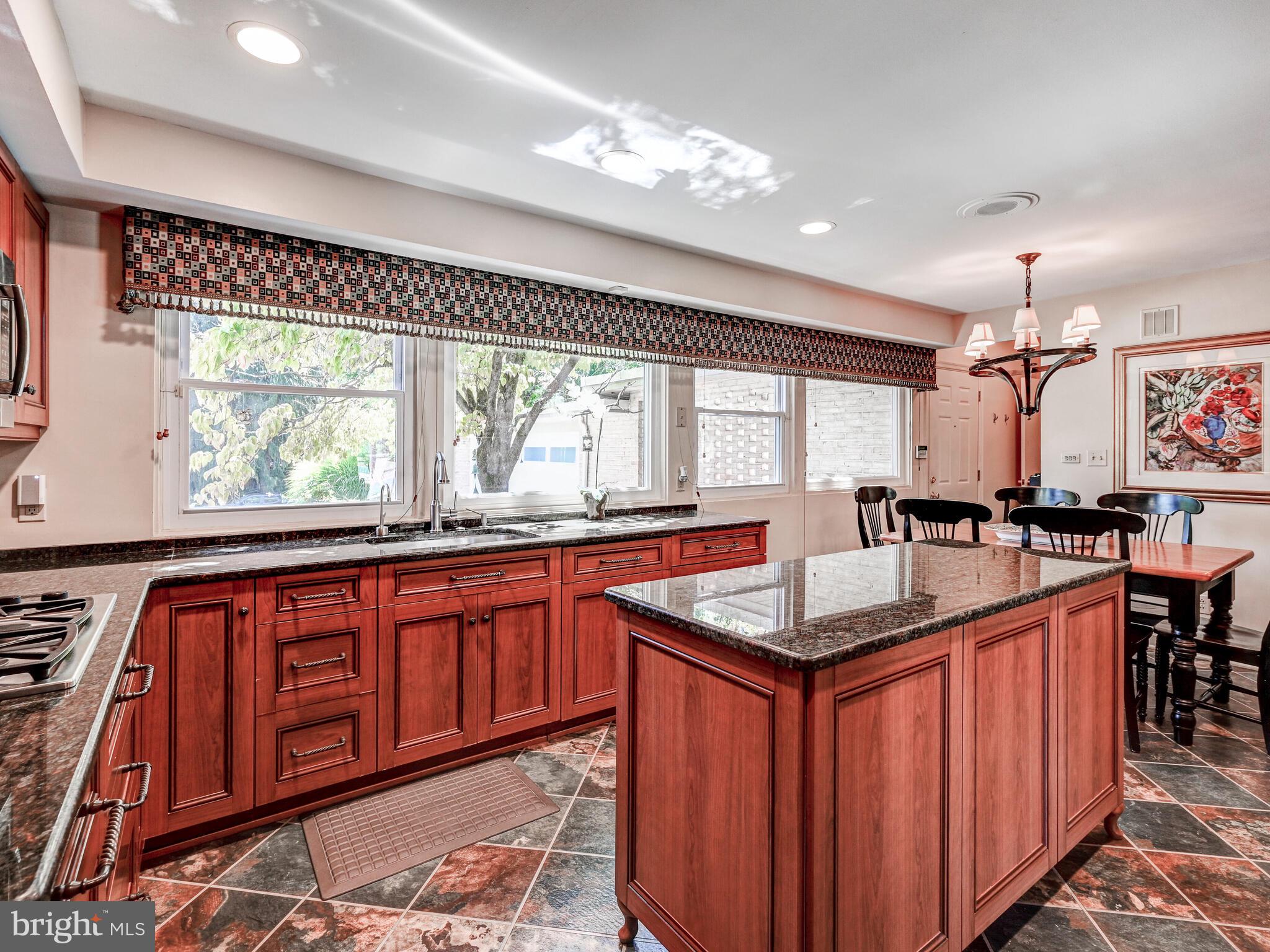 3604 Woodvalley DRIVE