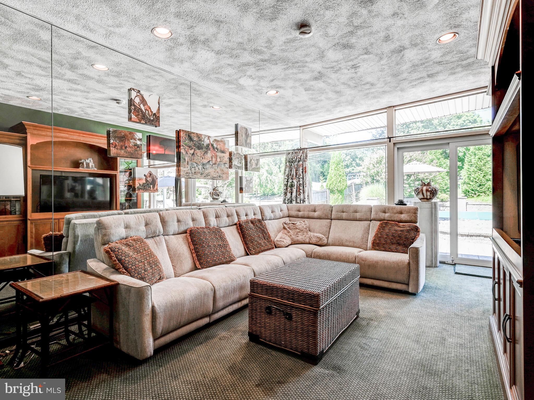 3604 Woodvalley DRIVE