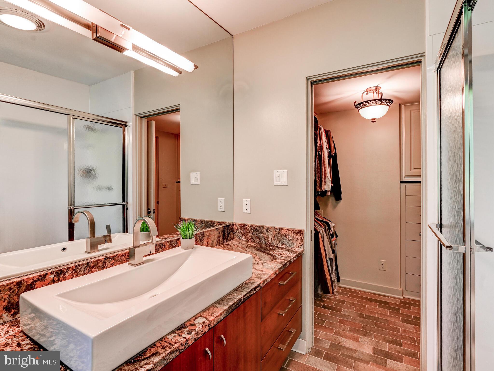 3604 Woodvalley DRIVE