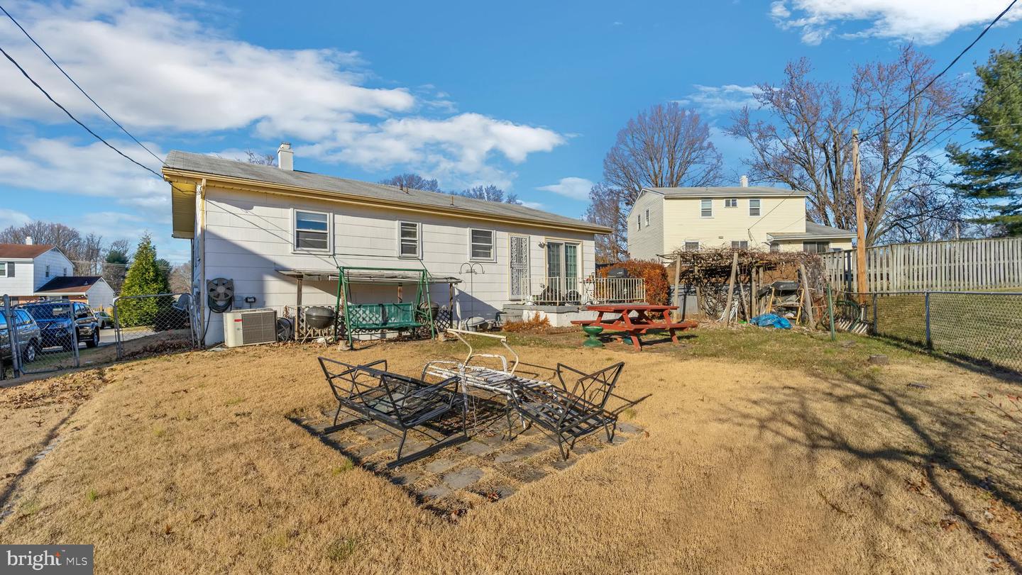 3909 Zurich ROAD