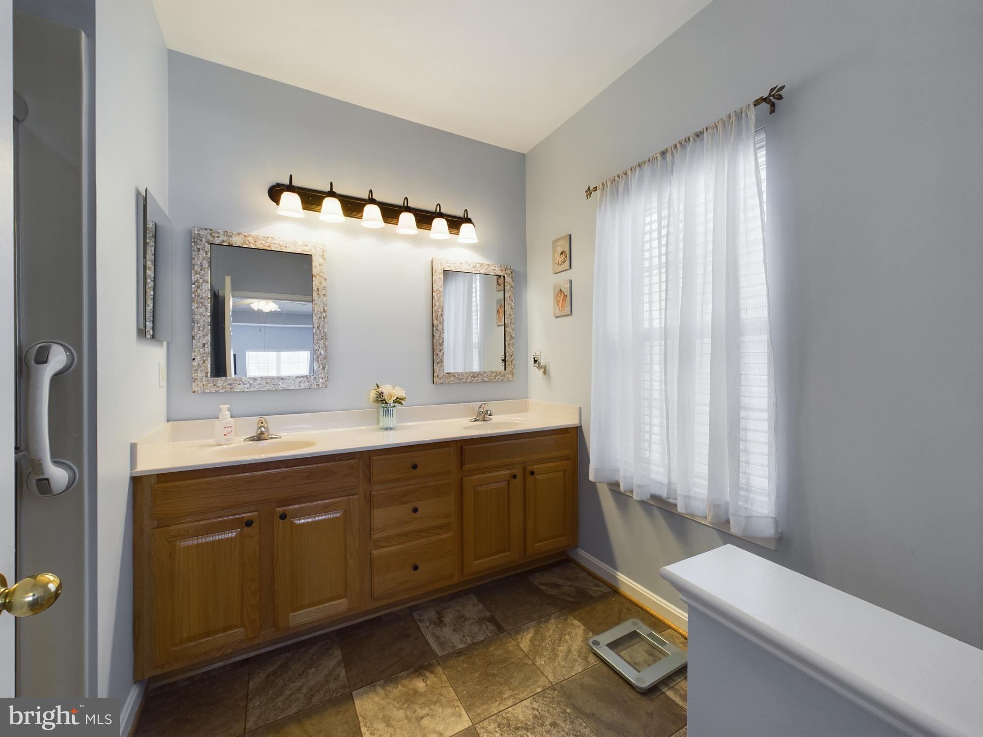373 Hopkins Landing #373