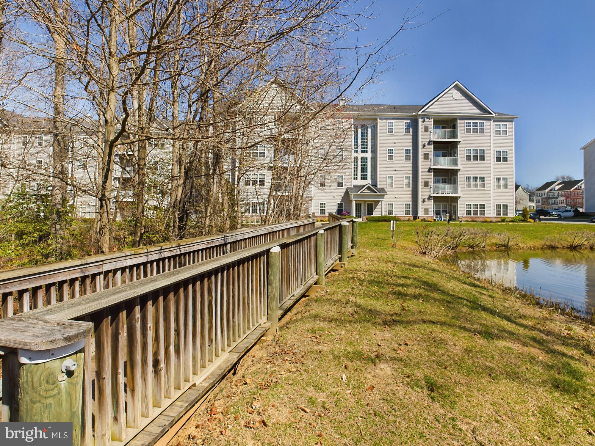 373 Hopkins Landing #373