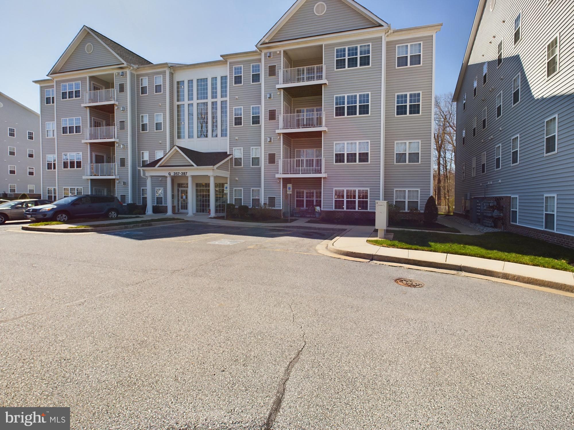 373 Hopkins Landing #373