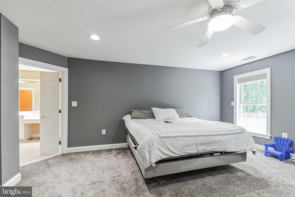 332 Delight Meadows Rd