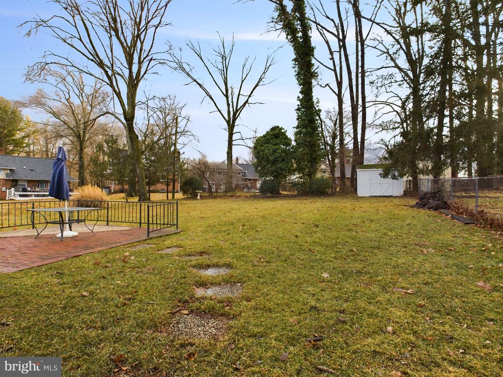 7019 Rockridge Rd